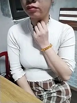 Mie rose online show from 02.03.26