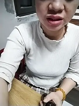 Mie rose online show from 02.03.26