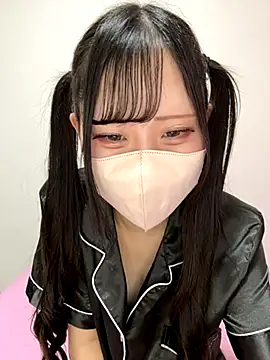 noa uxu online show from 10.04.25