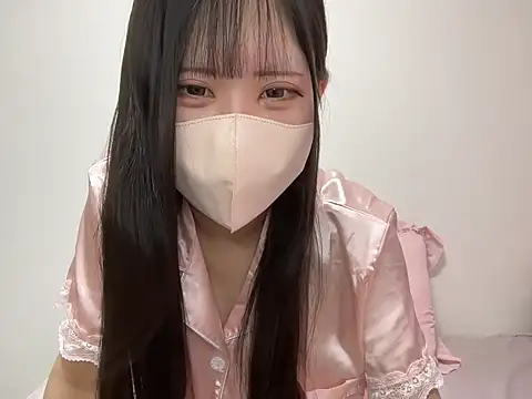 noa uxu online show from 11.06.25