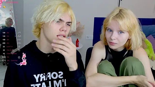 Snapshot of Bonnie_And_C1yde chatting on 09.24.25 Bonnie And C1yde online show from 09.24.25