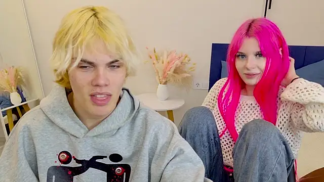 Snapshot of Bonnie_And_C1yde chatting on 10.04.25 Bonnie And C1yde online show from 10.04.25