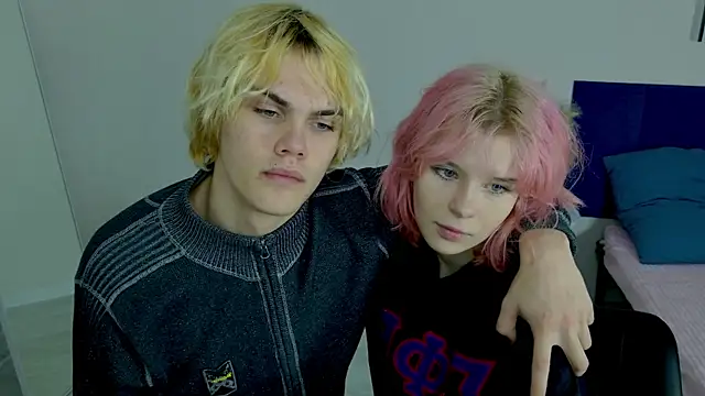 Snapshot of Bonnie_And_C1yde chatting on 11.02.25 Bonnie And C1yde online show from 11.02.25