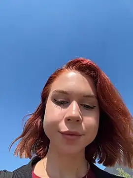 Snapshot of RosieSecret chatting on 09.24.25 RosieSecret online show from 09.24.25