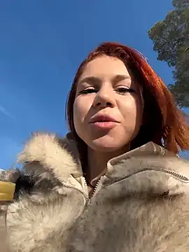 Snapshot of RosieSecret chatting on 11.24.25 RosieSecret online show from 11.24.25