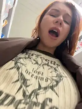 Snapshot of RosieSecret chatting on 12.14.25 RosieSecret online show from 12.14.25