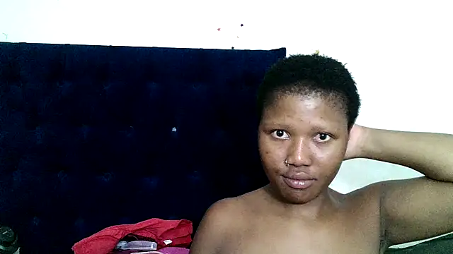 BUNNYCHOWX28 online show from 01.11.26