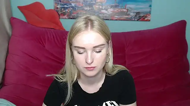 SofySofty online show from 10.11.25