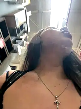 Sara-cooper2 online show from 10.21.25