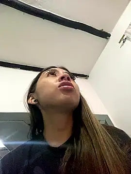 Sara-cooper2 online show from 01.08.26