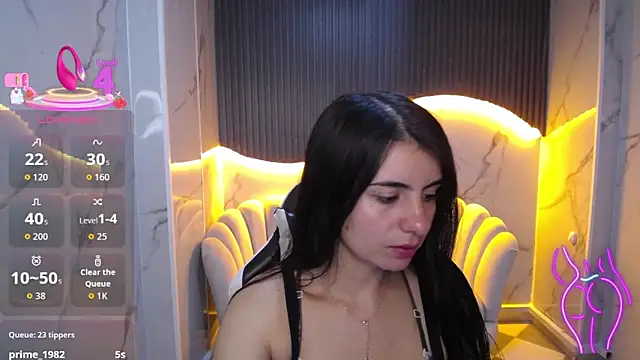 Eilyn love b online show from 10.16.25