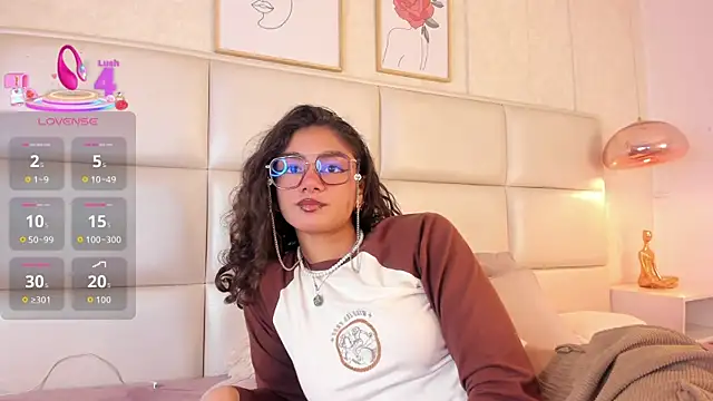 Puffy Hearts online show from 10.23.25