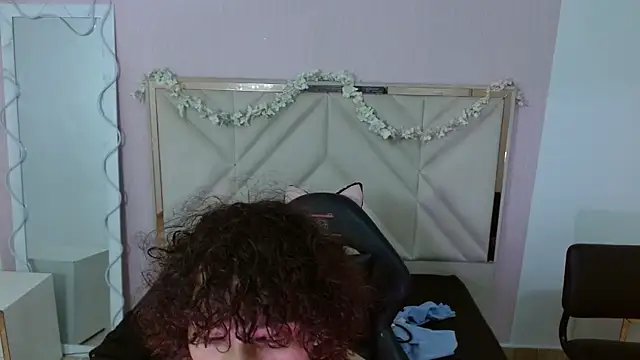 Chipi tay online show from 11.22.25