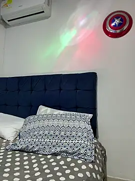 blackbullger  online show from 10.24.25