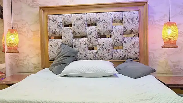 julyana mendez online show from 10.12.25