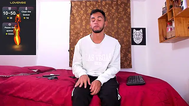 Snapshot of kaifas_dirty chatting on 09.24.25 kaifas dirty online show from 09.24.25