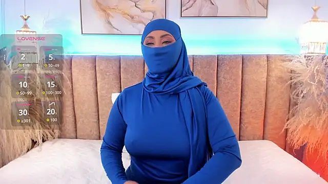 azza   online show from 10.18.25