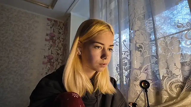 Witching Moon online show from 10.07.25