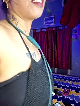 Love Beauty01 online show from 04.01.26