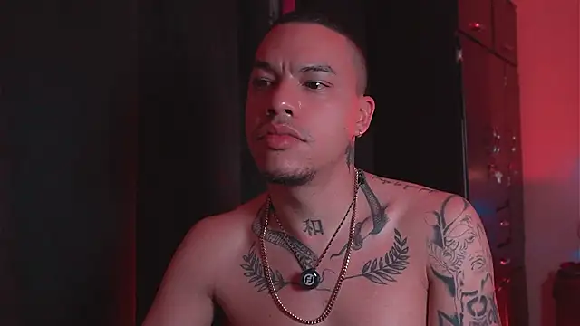 Snapshot of AlphaMasterXxx chatting on 03.08.26 AlphaMasterXxx online show from 03.08.26