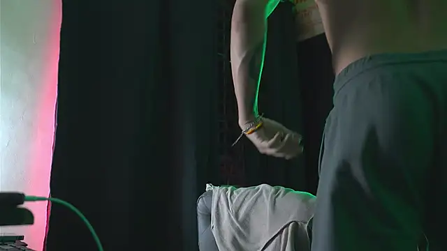 Snapshot of AlphaMasterXxx chatting on 03.13.26 AlphaMasterXxx online show from 03.13.26