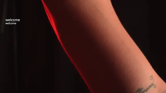 Snapshot of AlphaMasterXxx chatting on 04.01.26 AlphaMasterXxx online show from 04.01.26