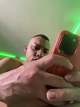 Snapshot of AlphaMasterXxx chatting on 04.07.26 AlphaMasterXxx online show from 04.07.26