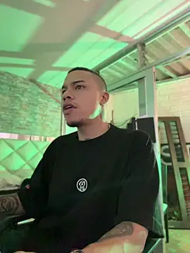 Snapshot of AlphaMasterXxx chatting on 04.15.26 AlphaMasterXxx online show from 04.15.26