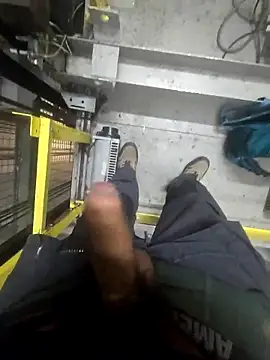 Miguelito 19 online show from 04.27.26