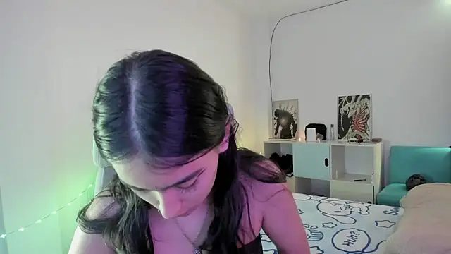 namiiwhite online show from 09.12.25