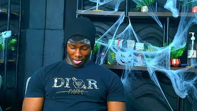 Snapshot of dalton_asher chatting on 10.25.25 dalton asher online show from 10.25.25