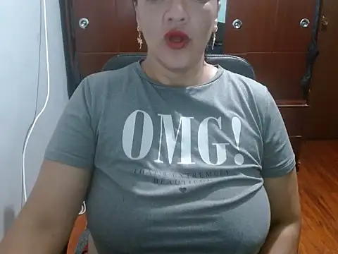 penelopefuckass online show from 10.03.25