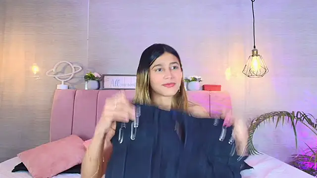 im sofii18 online show from 10.16.25