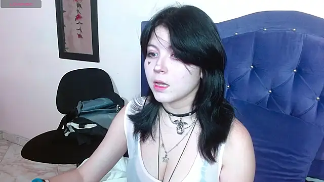 Snapshot of Ginebra_Sensual chatting on 09.26.25 Ginebra Sensual online show from 09.26.25