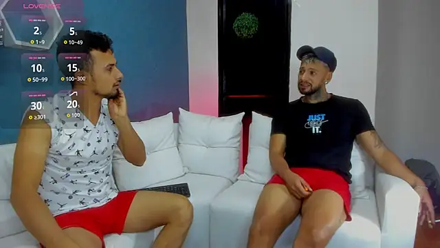 Valentiinoss online show from 09.18.25