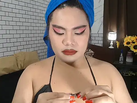 TSbrianaHugeCock online show from 09.21.25