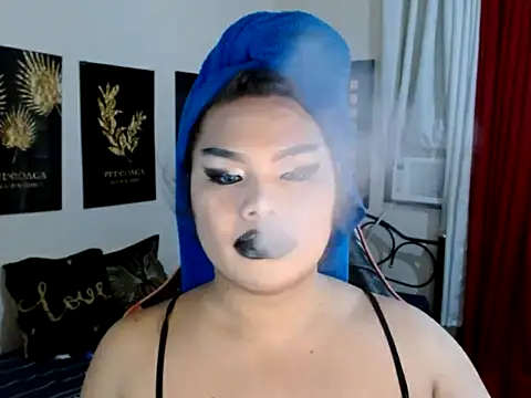 TSbrianaHugeCock online show from 11.27.25