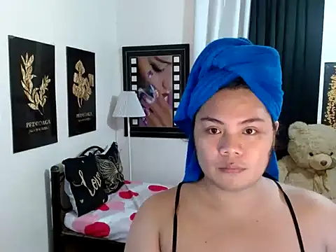 TSbrianaHugeCock online show from 02.10.26