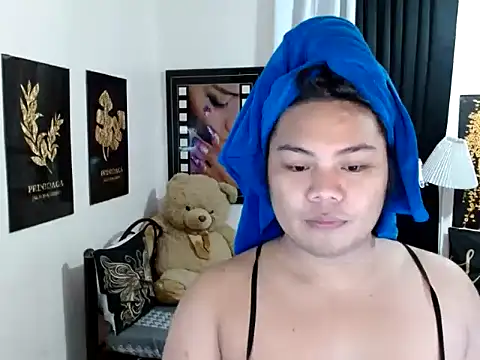 TSbrianaHugeCock online show from 03.26.26