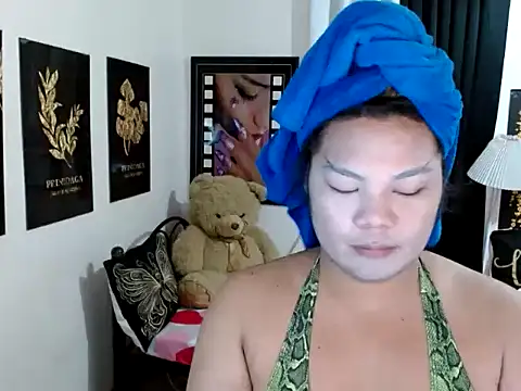 TSbrianaHugeCock online show from 04.10.26