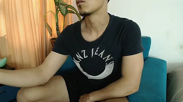 versatileguuy online show from 04.16.26