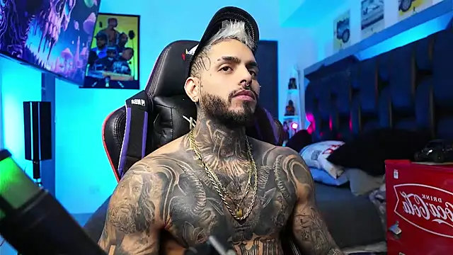 logan hugh8 online show from 02.16.26