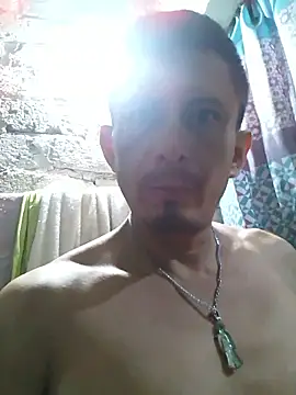 Snapshot of BehovingOverride chatting on 10.06.25 BehovingOverride online show from 10.06.25