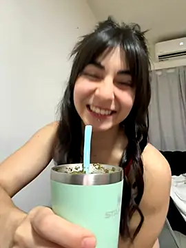 julichikita online show from 10.31.25