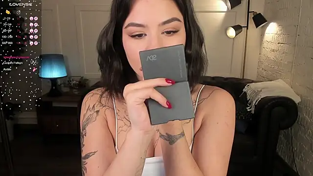 Snapshot of Dark_Moni chatting on 10.13.25 Dark Moni online show from 10.13.25