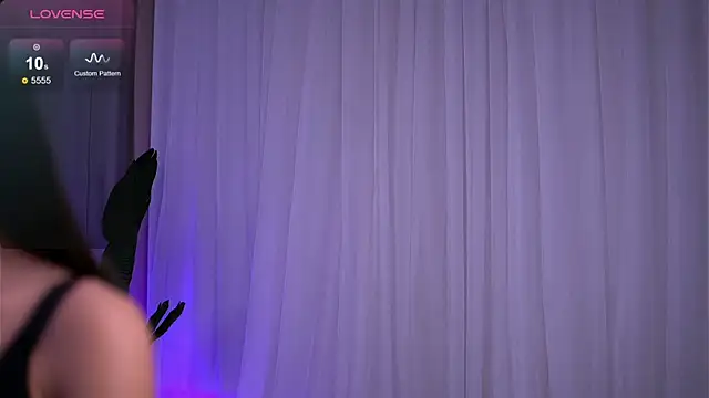 PureEllie online show from 10.23.25