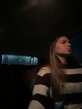 PureEllie online show from 11.01.25