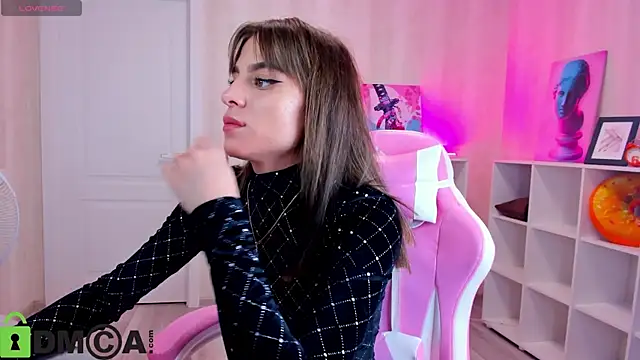 lasly moon online show from 12.21.25