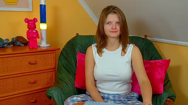 Snapshot of JaneRosen chatting on 09.12.25 JaneRosen online show from 09.12.25