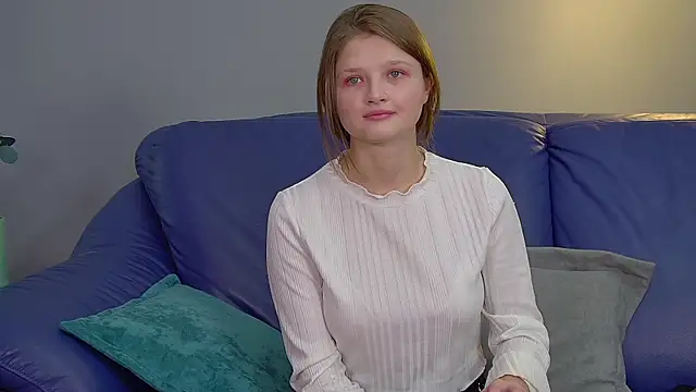 Snapshot of JaneRosen chatting on 09.19.25 JaneRosen online show from 09.19.25